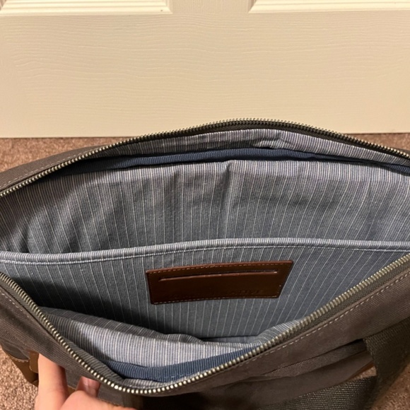 Alternative Slim 15" Computer Briefcase - Picture 5 of 13